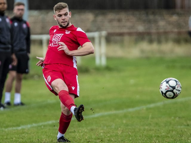 Seaford v Dorking Wanderers B in the SCFL Division 1