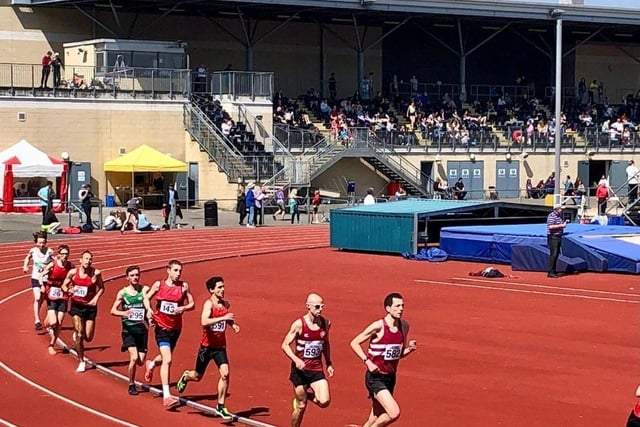 Men's 5000m race at the Sussex Champs