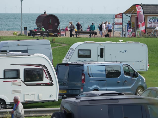 Police respond to new traveller camp in Sussex