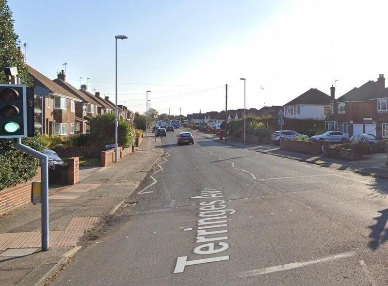 Households in Durrington South have an average annual income after tax of £45,500