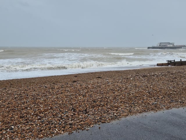 Scream at the Sea 2023, organised by the Bard of Worthing, Joe Bunn, gave people the opportunity to air their grievances and shout them at the top of their voices, so they float away with the waves