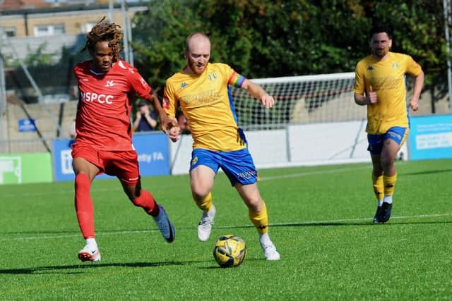 Lancing in recent action v Carshalton in the FA Cup | Picture: Stephen Goodger
