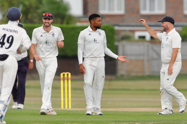 Worthing CC win the Division 3 West title with a win at Littlehampton CC