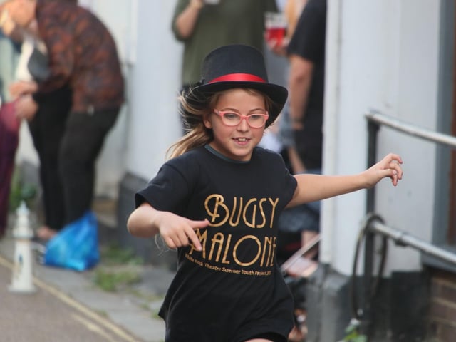 Hastings Old Town Carnival Week 2022: Seaboot Race. Photo by Roberts Photographic