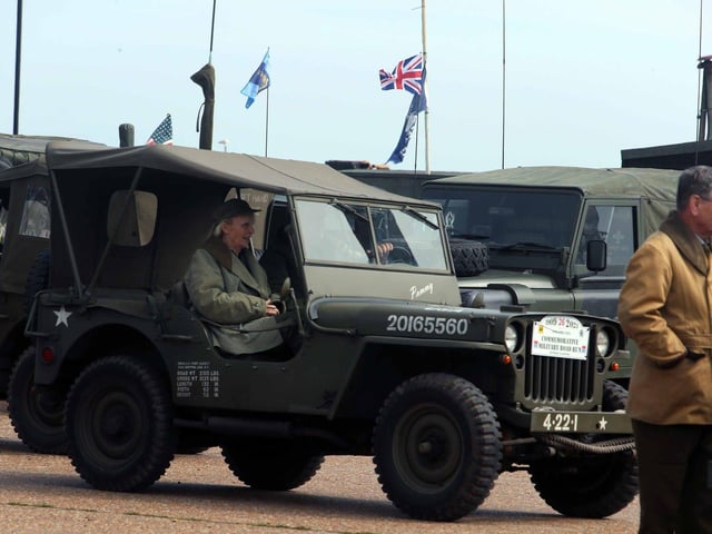 AA Invictus Military Vehicle Run in Hastings Old Town - 16 April 2023. Photo by Roberts Photographic