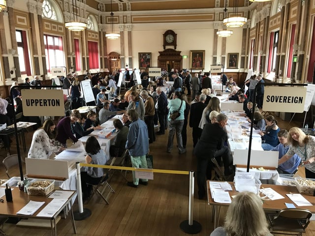 The Lib Dems go into the election looking to retain their majority, with remarkably little movement between them and the Conservatives in recent years.