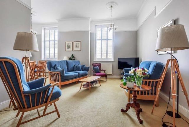 The elegant and light living room
