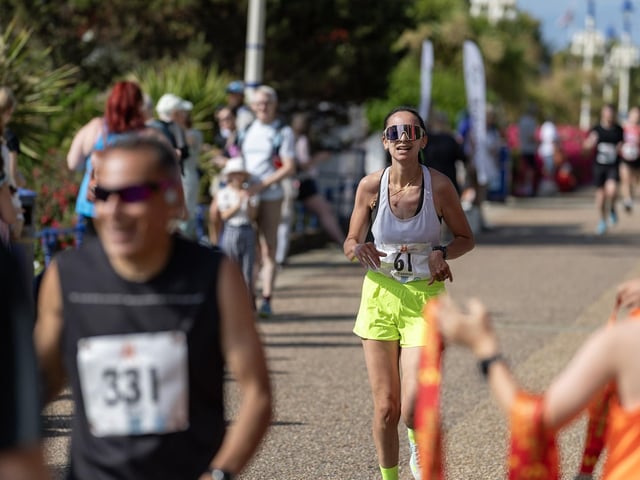 The seventh annual Eastbourne 10k took place in glorious sunshine