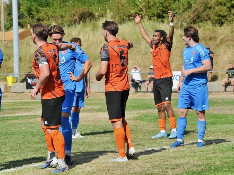 Mile Oak v Arundel, SCFL Division 1