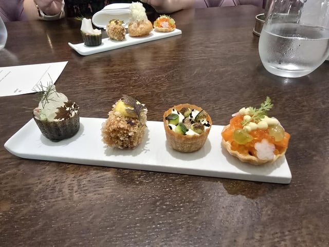 The meal started with these 'snacks'