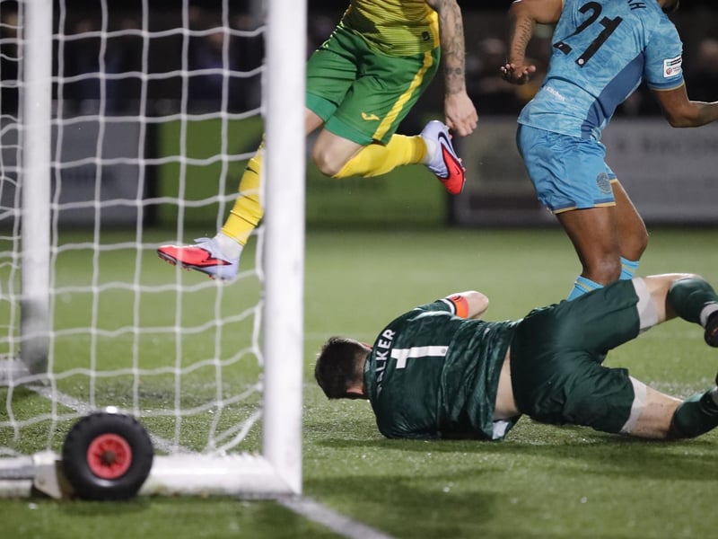 Horsham v Dover Athletic, National League South