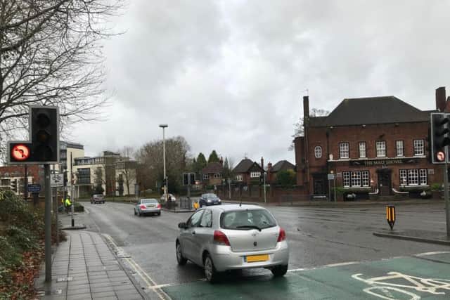 Traffic lights out in Albion Way