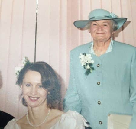 Judith Charatan pictured on her wedding day with her mother Doris Fielding SUS-180123-100018001