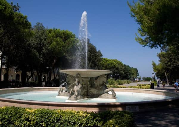 Rimini - Parco Fellini e Lungomare. Fototeca ENIT