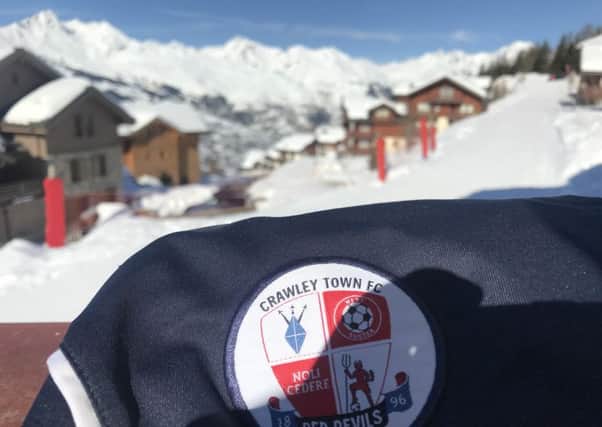 Steve Herbert displaying his Crawley Town colours in the French Alps SUS-180130-011144002
