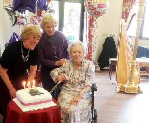 Pauline celebrated her 104th birthday with a surprise party. SUS-180502-124928001