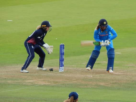 Sarah Taylor keeping in last year's World Cup final