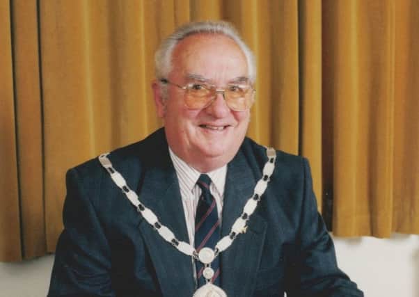 Andy Hawkes, former mayor Littlehampton, has died aged 91