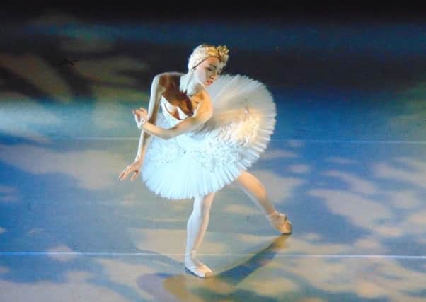 Swan Lake - Vienne Festival Ballet