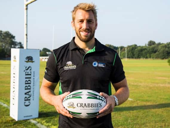 English player and Crabbies National Rugby Awards ambassador Chris Robshaw