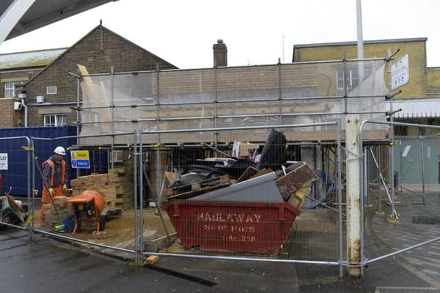 Eastbourne Railway Station new entrance delayed building works (Photo by Jon Rigby) SUS-180305-090041008