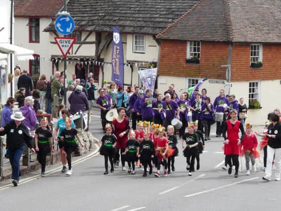 STEYNING FESTIVAL flashback to the opening parade 2016