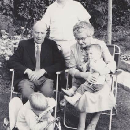 Harold John Izzard with his family SUS-180530-160908001