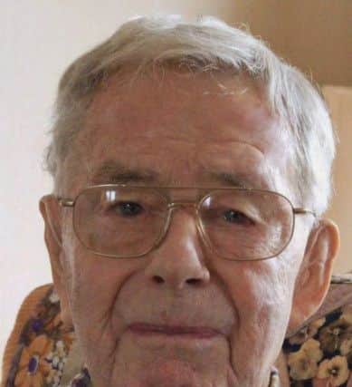 Harold John Izzard in 2017 SUS-180530-160940001