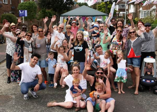The Great Get Together street party in Southview Gardens, Worthing. Photo by Derek Martin DM1865104a