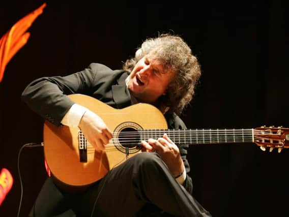 Eduardo Niebla in concert