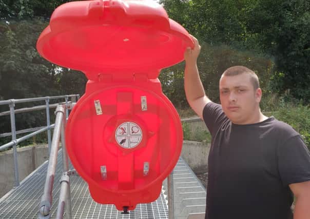 Life ring stolen from Kingfisher Lake, Broadfield Park