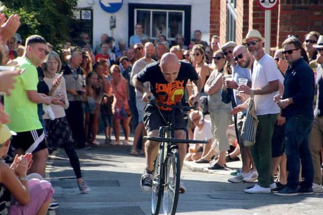 Hastings Old Town Carnival Week: Bike Race. Photo by Roberts Photographic SUS-180108-073144001