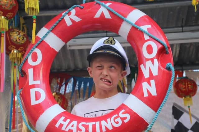 Hastings Old Town Carnival Week: Gurning Competition. Photo by Roberts Photographic SUS-180608-065928001