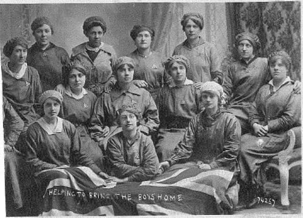 Female munitions workers in Brighton, c1915 (AMS 7063/5), East Sussex Record Office SUS-180409-163153001