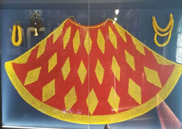 Feathered Hawaiian ceremonial cloak