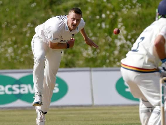 Olllie Robinson in action for Sussex against Durham at Arundel / Picture by Neil Marshall