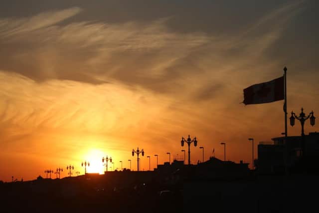 Last night's glorious sunset over Worthing promenade. Pic: Eddie Mitchell SUS-180929-152818001
