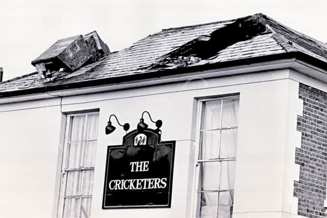 The Great Storm 1987 - The Cricketers, Burgess Hill SUS-181010-145209001
