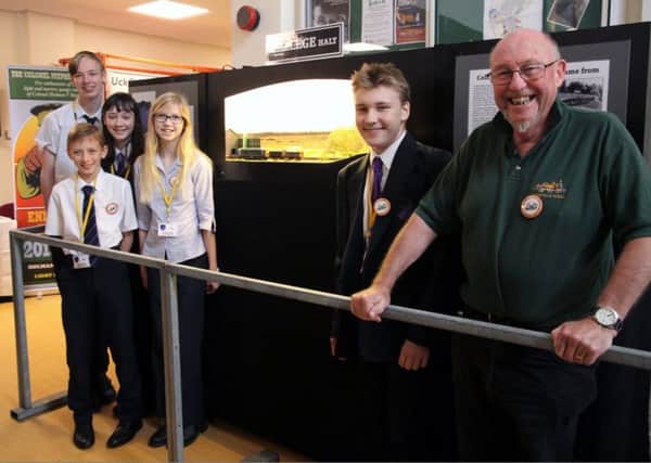 Uckfield College students display.  L-R Thomas, Jack, Kathleen, Mia, Adam and Keith from the UMRC SUS-181023-091932001