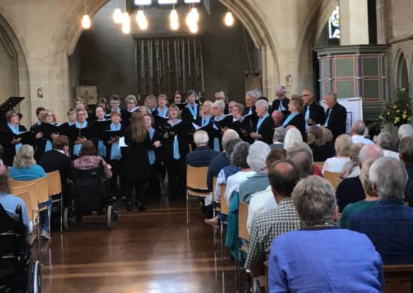 Rother Community Choir at Big Sing SUS-181126-135403001