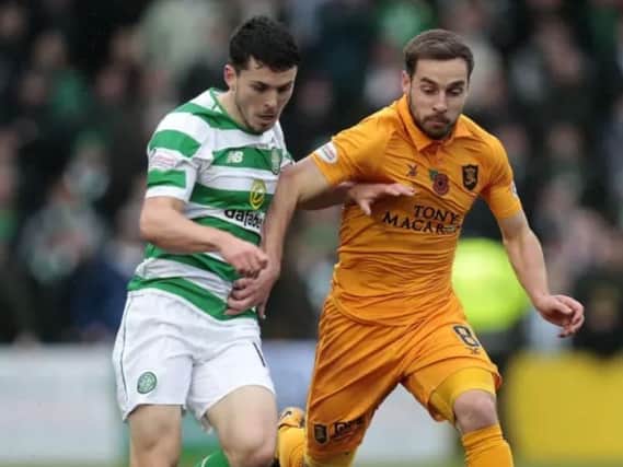 Sunderland are ready to renew their interest in Celtic winger Lewis Morgan, according to reports.