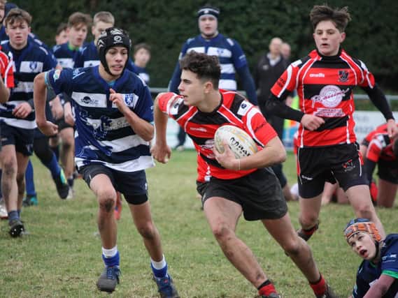 After going behind early on Heath U15s ran in five tries to win 7-33
