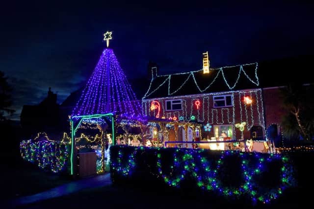 Westfield Christmas Lights 2018. SUS-180412-090904001