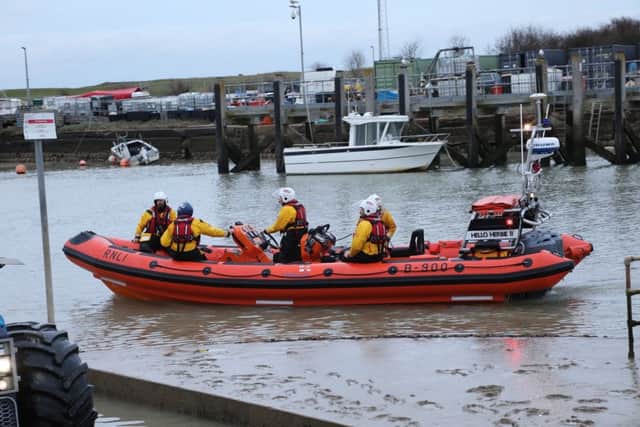 Assessment on the water. Rye Harbour RNLI training. Photo by Kt Bruce. SUS-190122-134053001