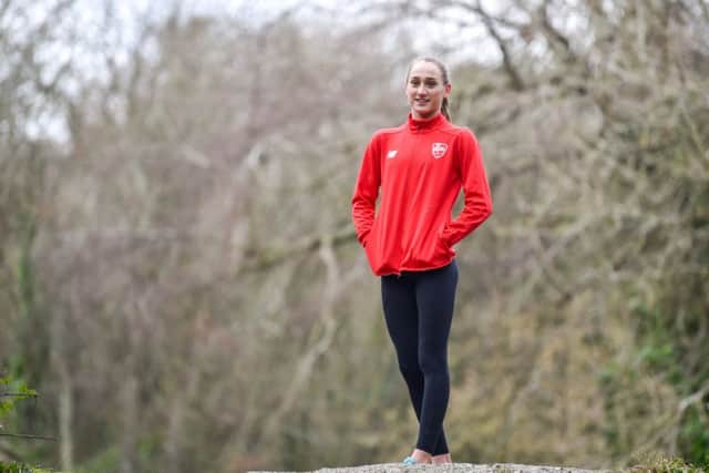 Beth Cook from Roedean Moira House in Eastbourne who has won the Sussex Cross Country competition and is a top triathletePhotograph taken by Simon Dack / Vervate SUS-190123-140903002