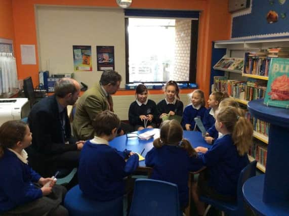 Jeremy Quin visited Holbrook School to congratulate them on raising their KS2 results to well above the national average: one of many great results locally. As part of the visit the teadteacher Mr Holmes introduced Mr Quin to the School Council.