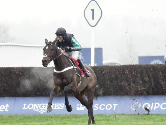 Altior romps to victory / Picture by Malcolm Wells