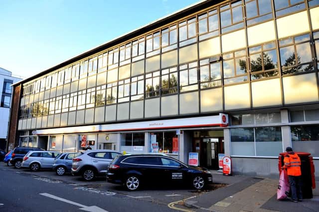 Crawley Post Office in The Boulevard. Pic Steve Robards SR1828902 SUS-181029-175710001