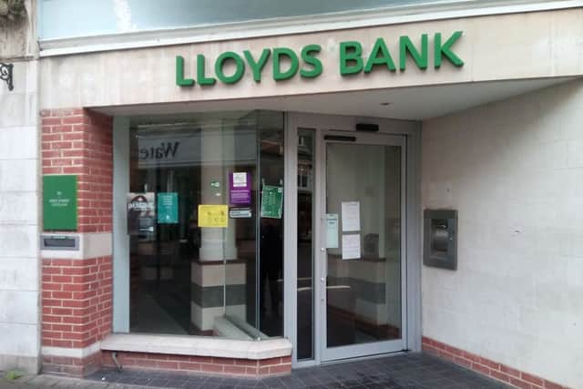 lloyds bank has closed along with HSBC