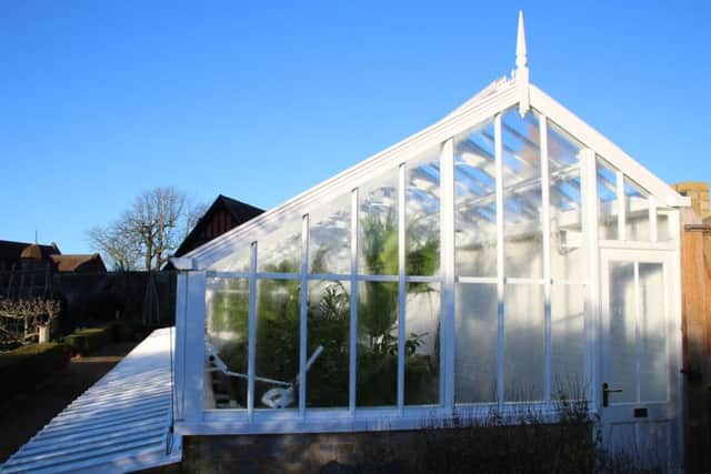 Arundel Castle's new tropical glasshouse SUS-190213-114758001